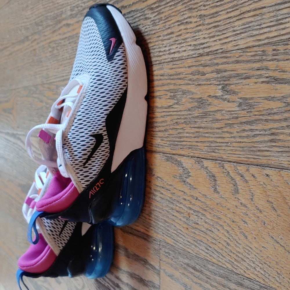 Nike Air Max 270